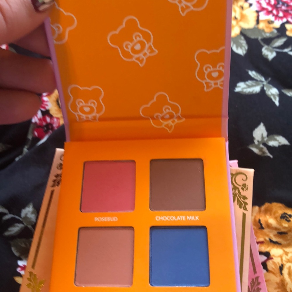 Eye shadow - Picture 4 of 4